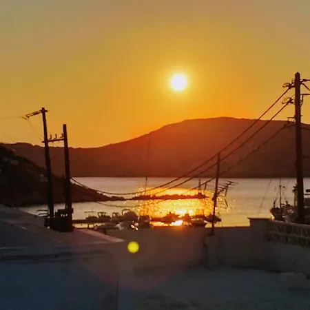 Yacht Front - No 3 Apartment Chora