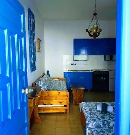 Yacht Front - No 3 Apartment *