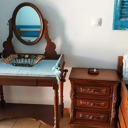 Apartment Yacht Front - No 3 Chora (Ios)