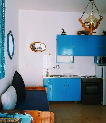 Yacht Front - No 3 Chora (Ios)